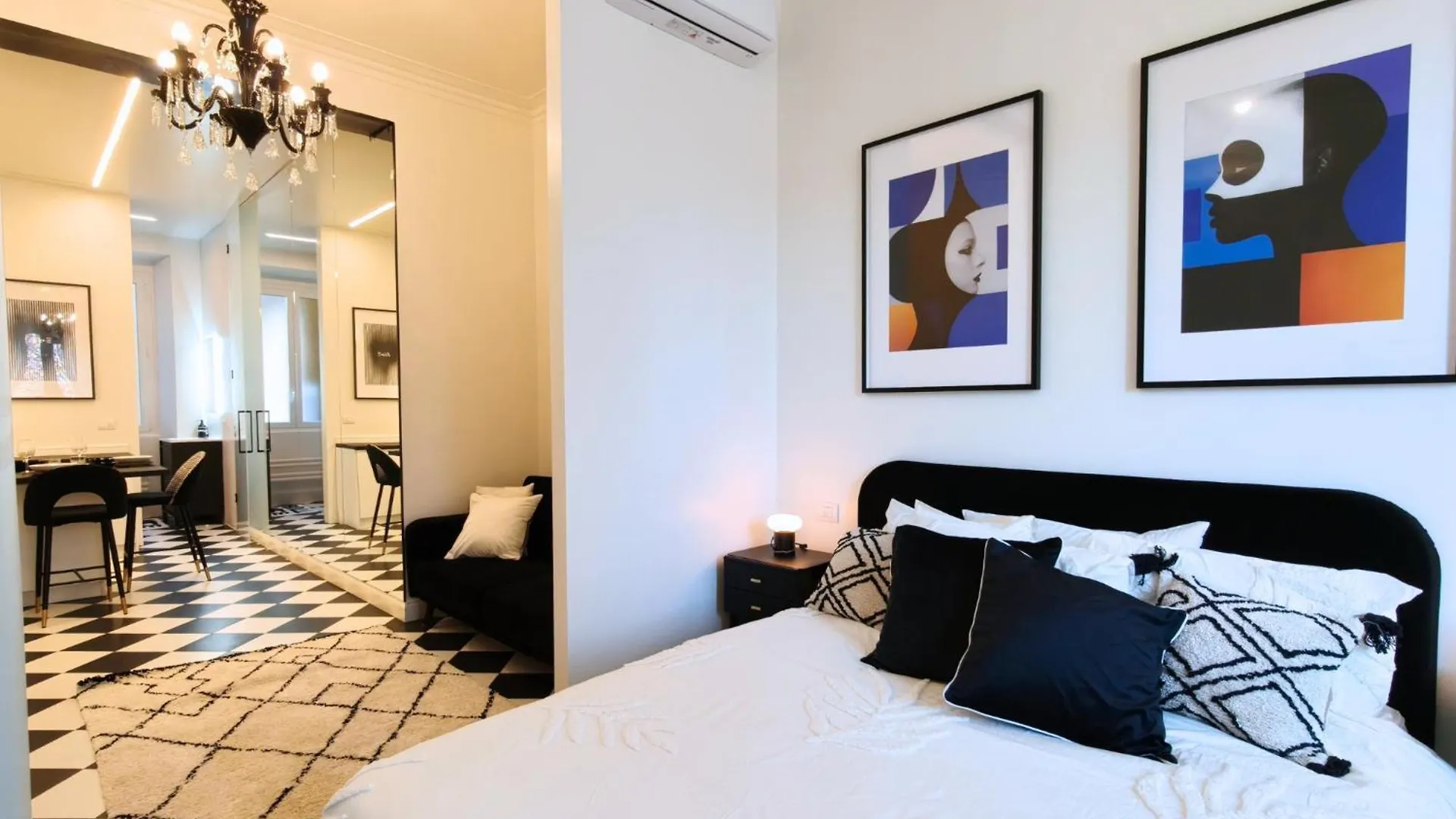 Black And White Apartment In Milan Downtown With Ac, Wifi And Subway M1 M2 Airoport Connected, Central Station Italien